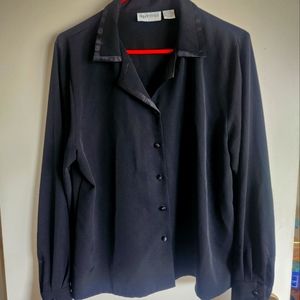 Black dressshirt large